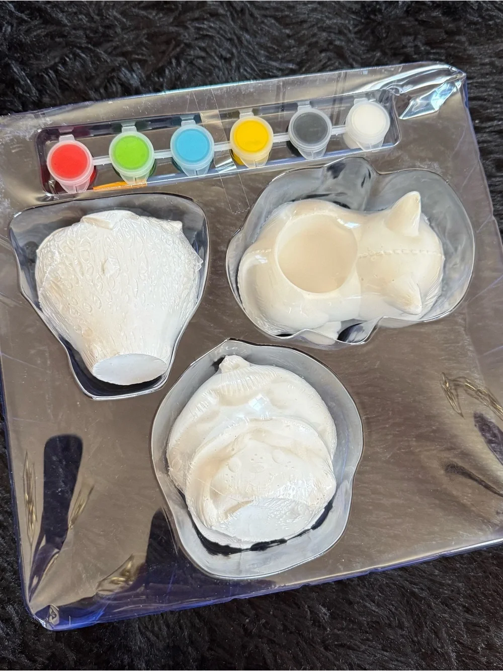 Strawberry Shortcake Paint Your Own Berry Sweet Planters - Picture 3 of 3